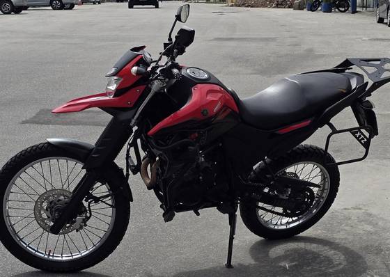 YAMAHA XTZ 250 LANDER 
